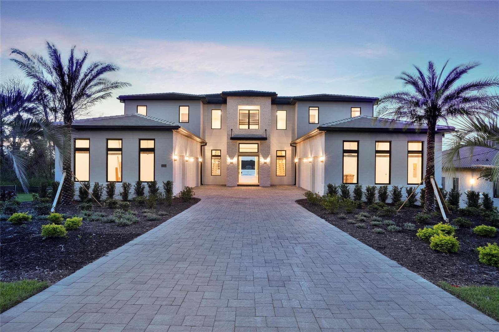 Montverde, FL 34756,15121 PENDIO DR
