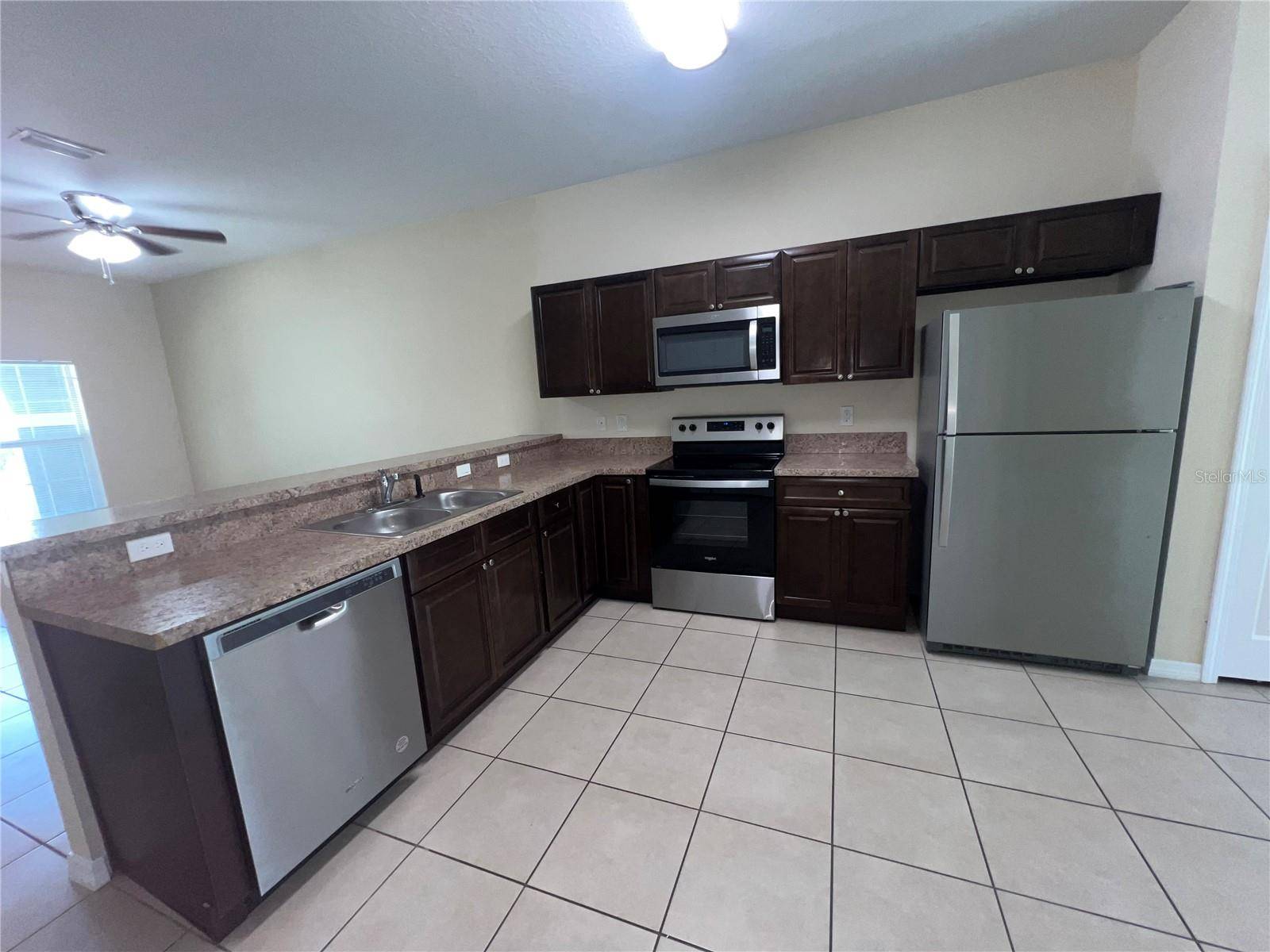 Kissimmee, FL 34759,645 BLUEBILL CT #B