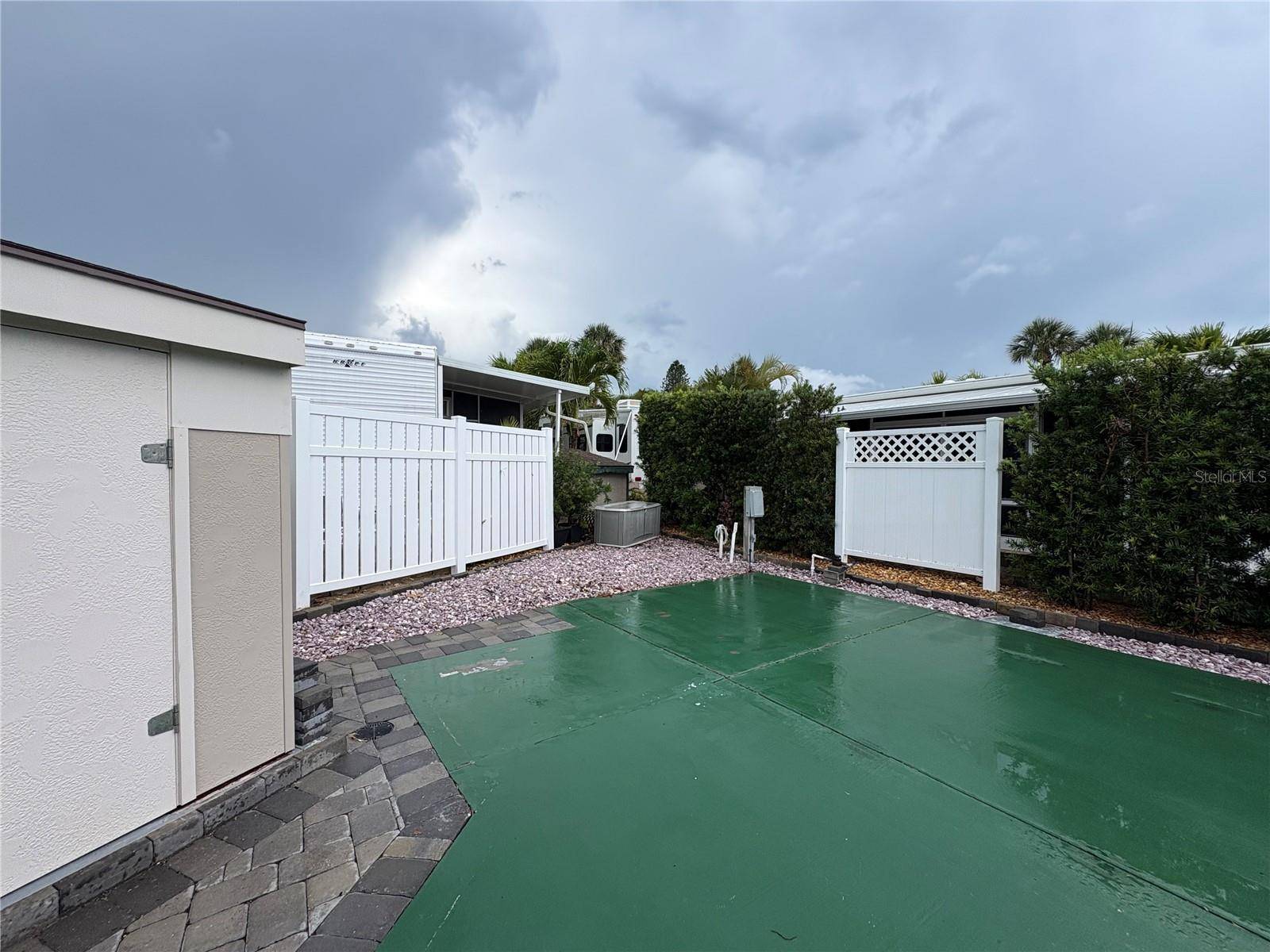 Melbourne Beach, FL 32951,715 HORIZON LN