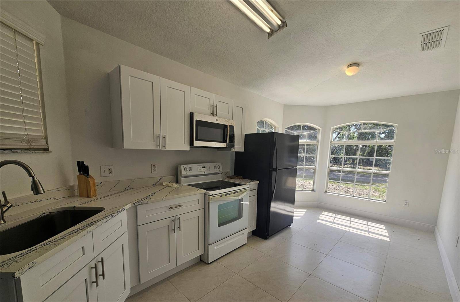 Orlando, FL 32824,9829 3 AVE