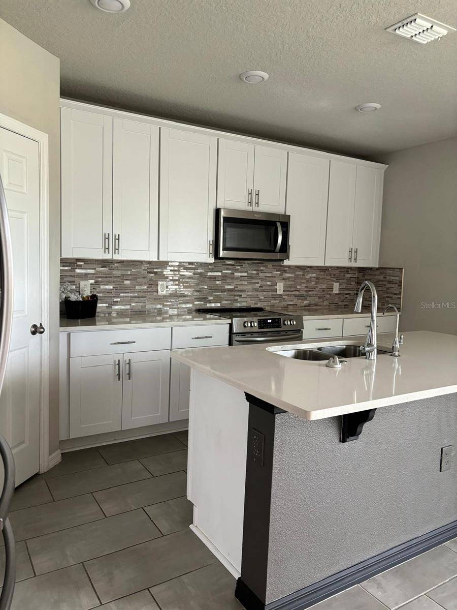 Winter Haven, FL 33884,1210 ZAMBRANA CT