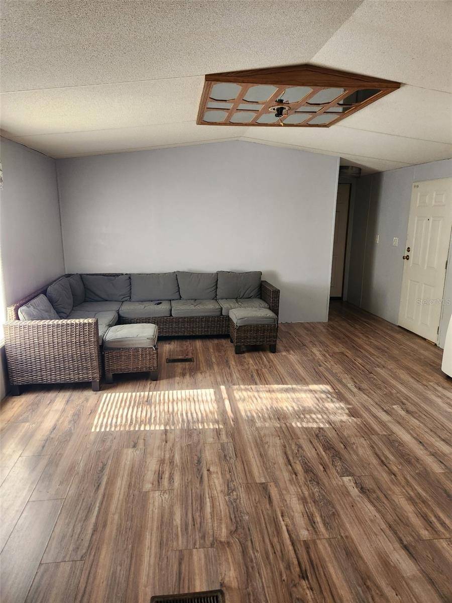 Lake Wales, FL 33898,2400 BUCK BOARD TRL