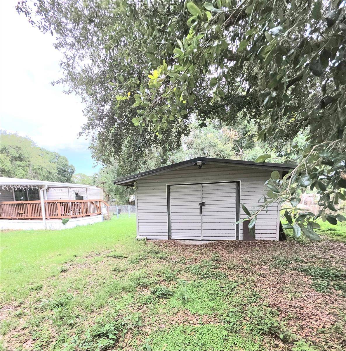 Auburndale, FL 33823,106 HALES RD