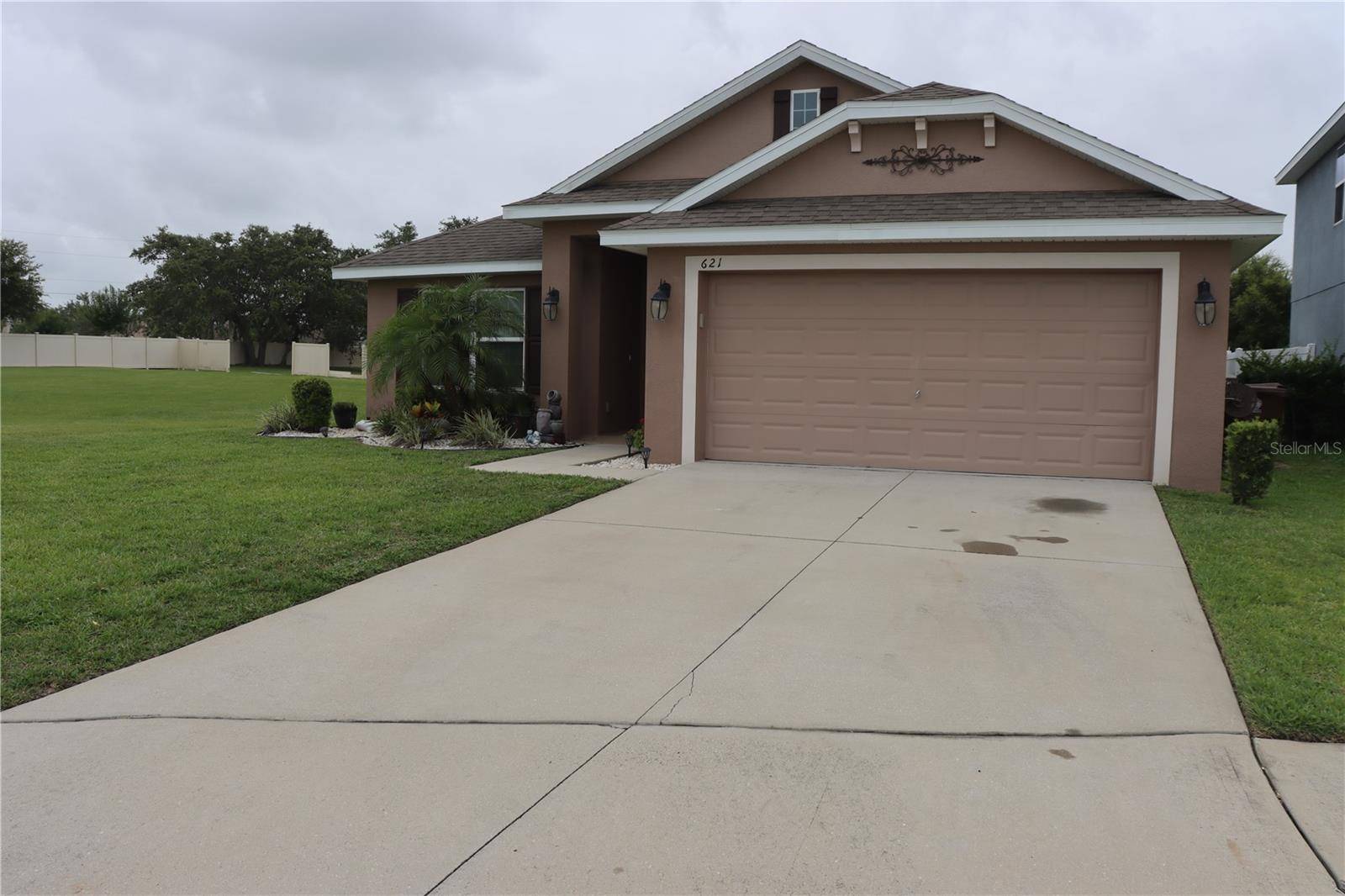 Haines City, FL 33844,621 MEADOW POINTE DR