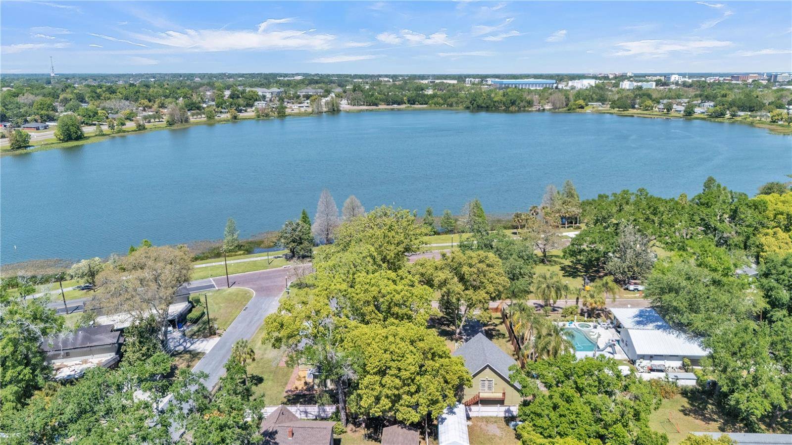 Lakeland, FL 33803,822 W PATTERSON ST
