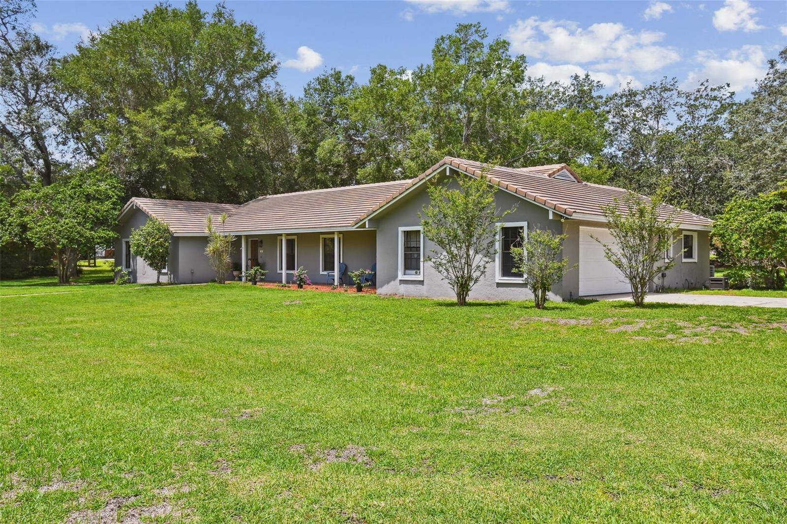 Haines City, FL 33844,16 PINE FOREST DR