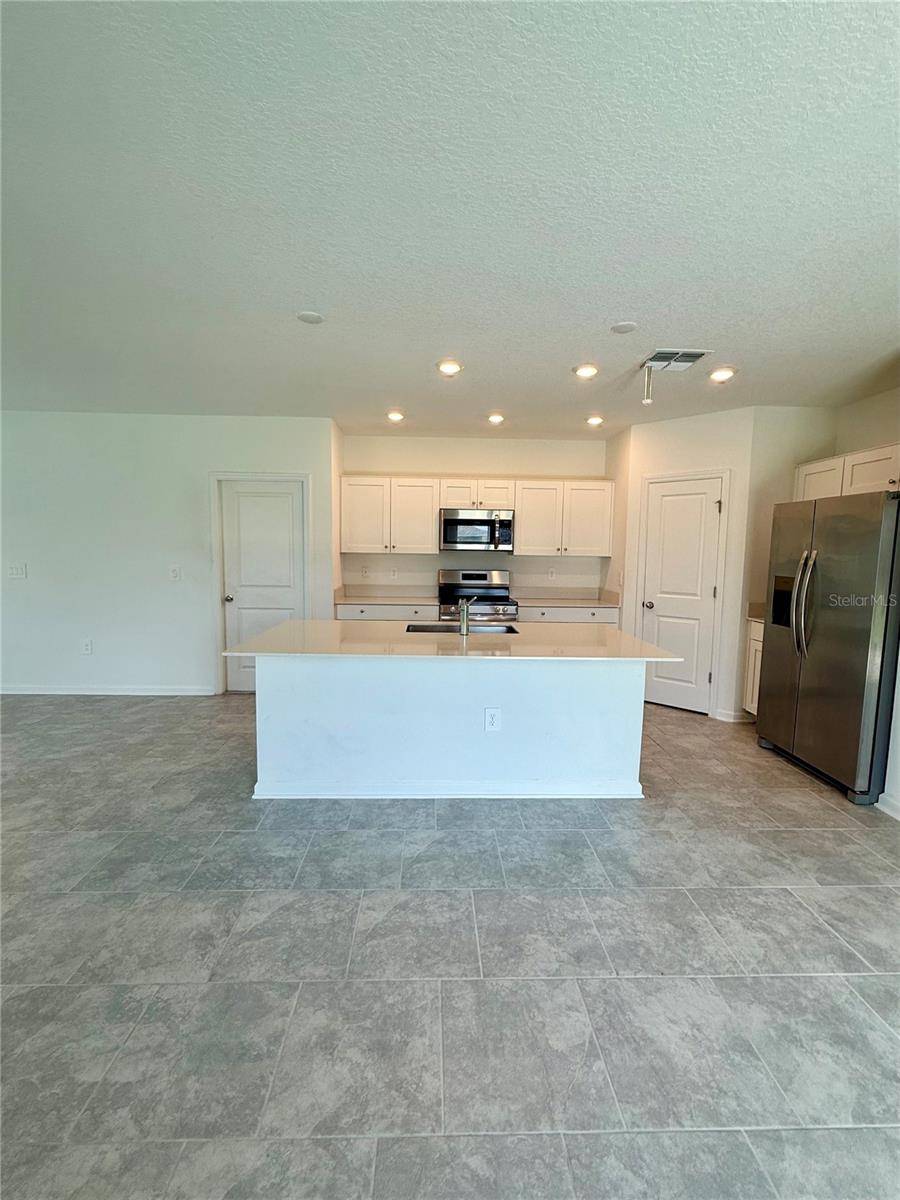 Haines City, FL 33844,425 SANDBAR LN