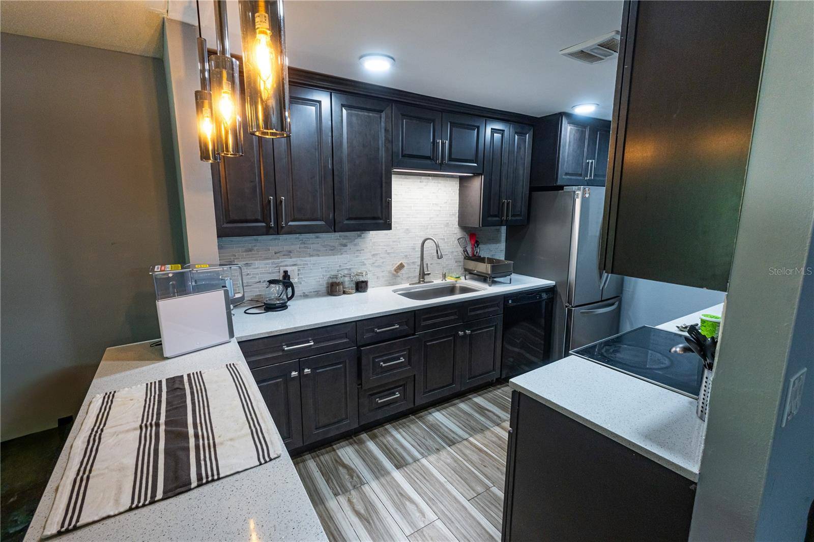 Winter Park, FL 32789,1695 LEE RD #E215