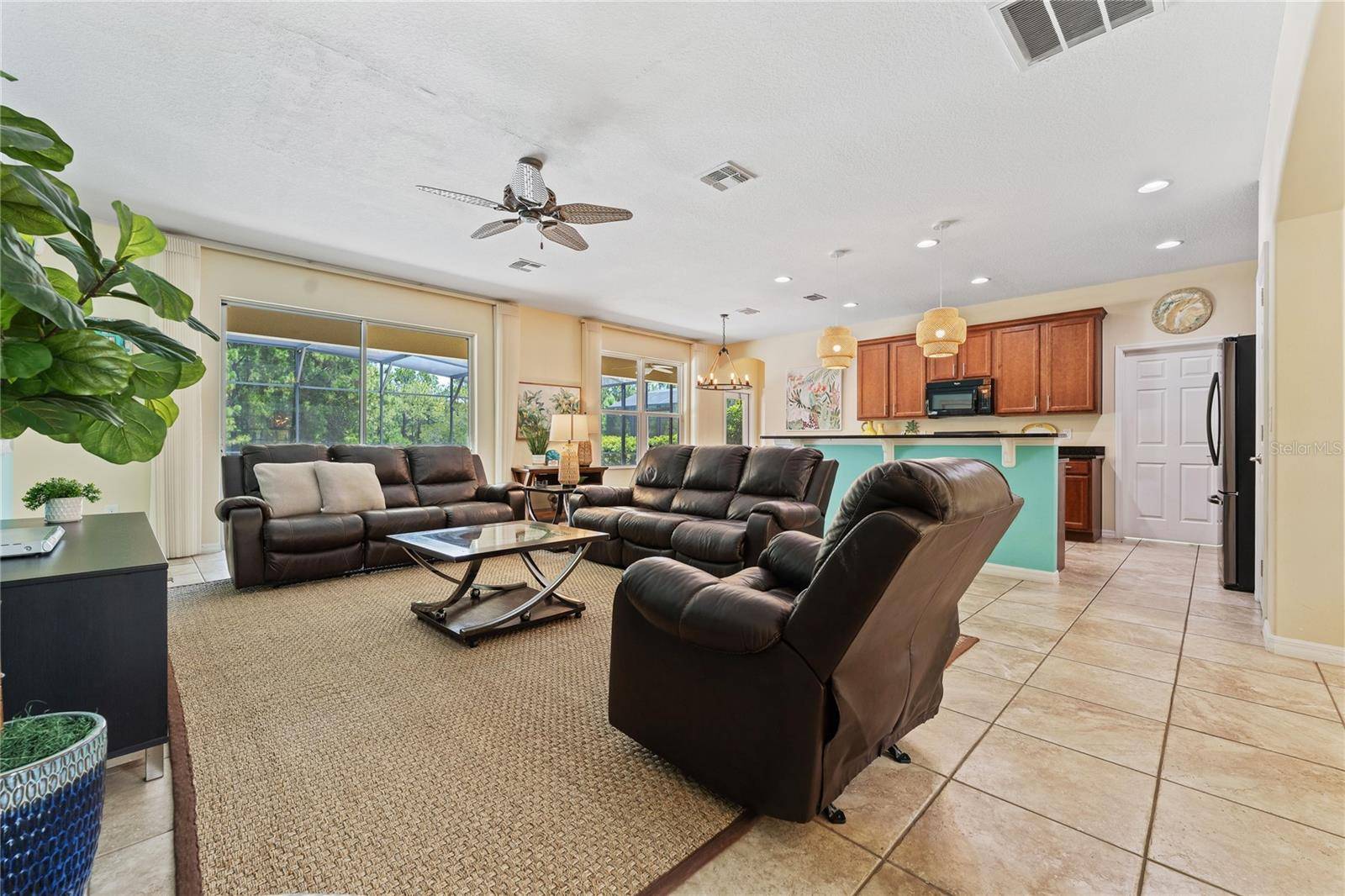 Davenport, FL 33837,256 YELLOW SNAPDRAGON DR