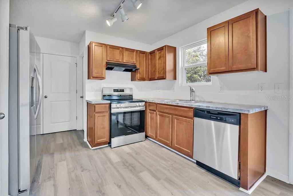 Poinciana, FL 34759,303 ANCHOVIE CT