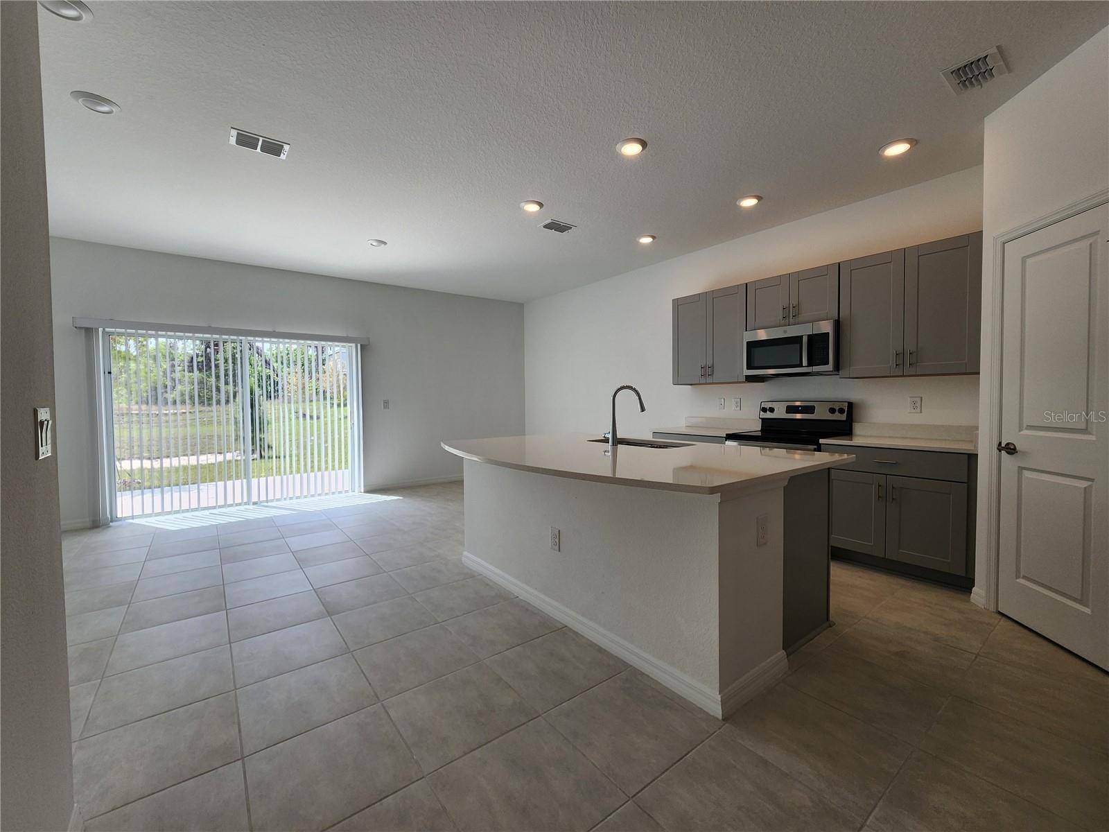 Davenport, FL 33837,2620 PENGUIN BLVD