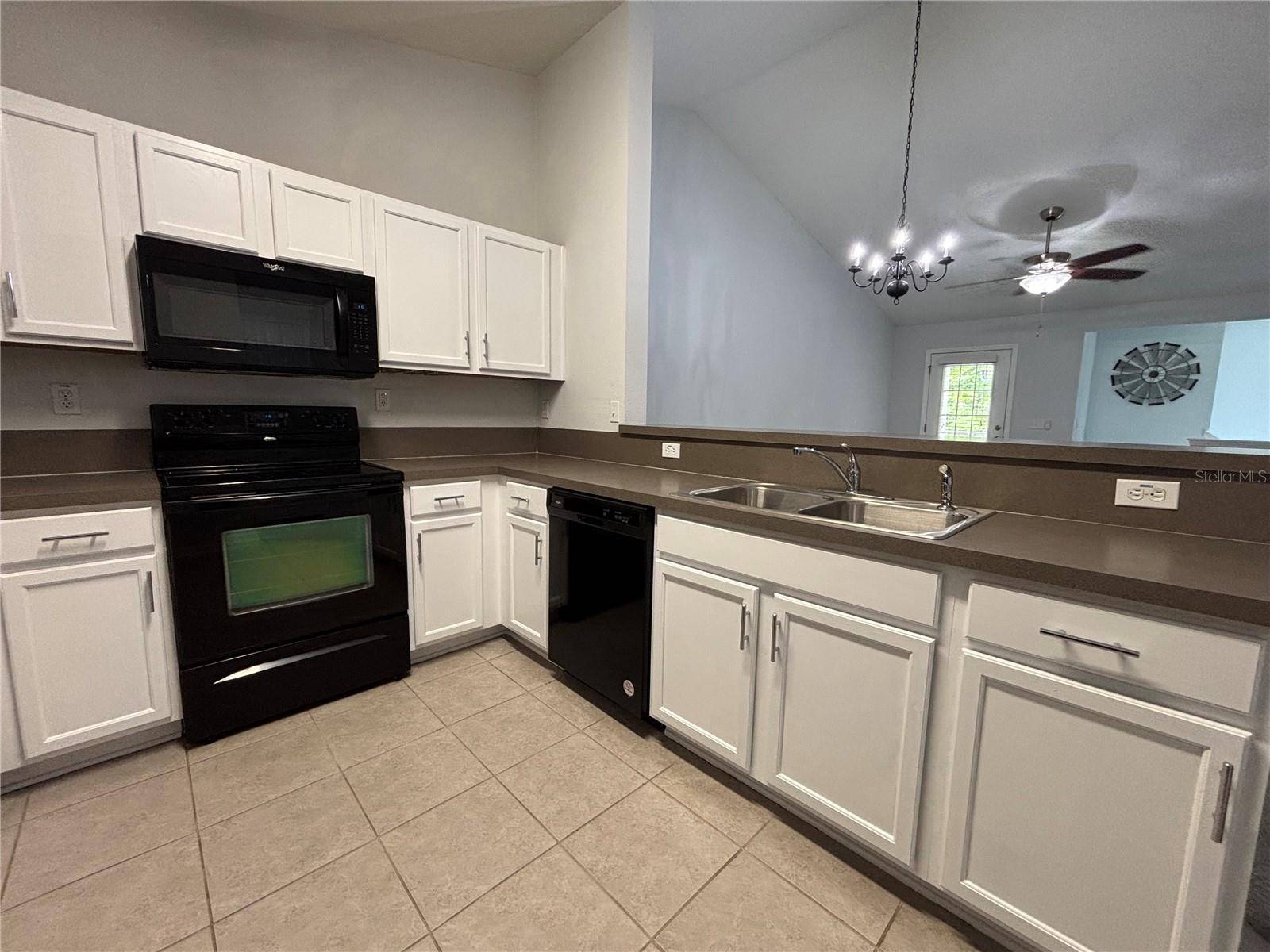Orange Park, FL 32065,575 OAKLEAF PLANTATION Pkwy #515