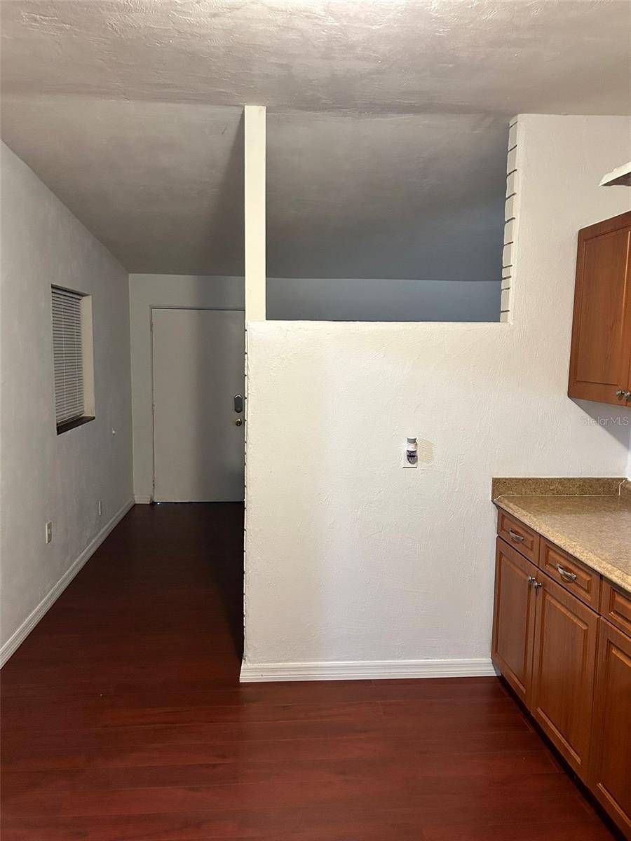 Daytona Beach, FL 32114,584 FREMONT AVE