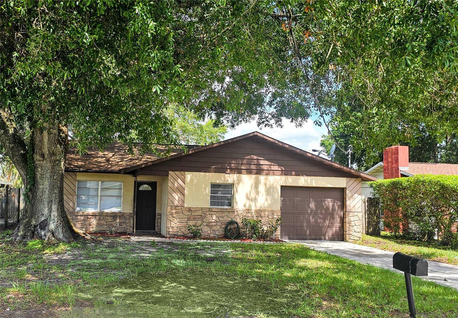 Winter Haven, FL 33880,141 VARNER DR SW