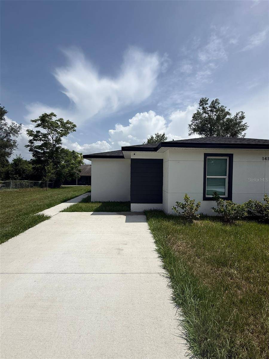Deltona, FL 32725,141 HUMMINGBIRD ST #A