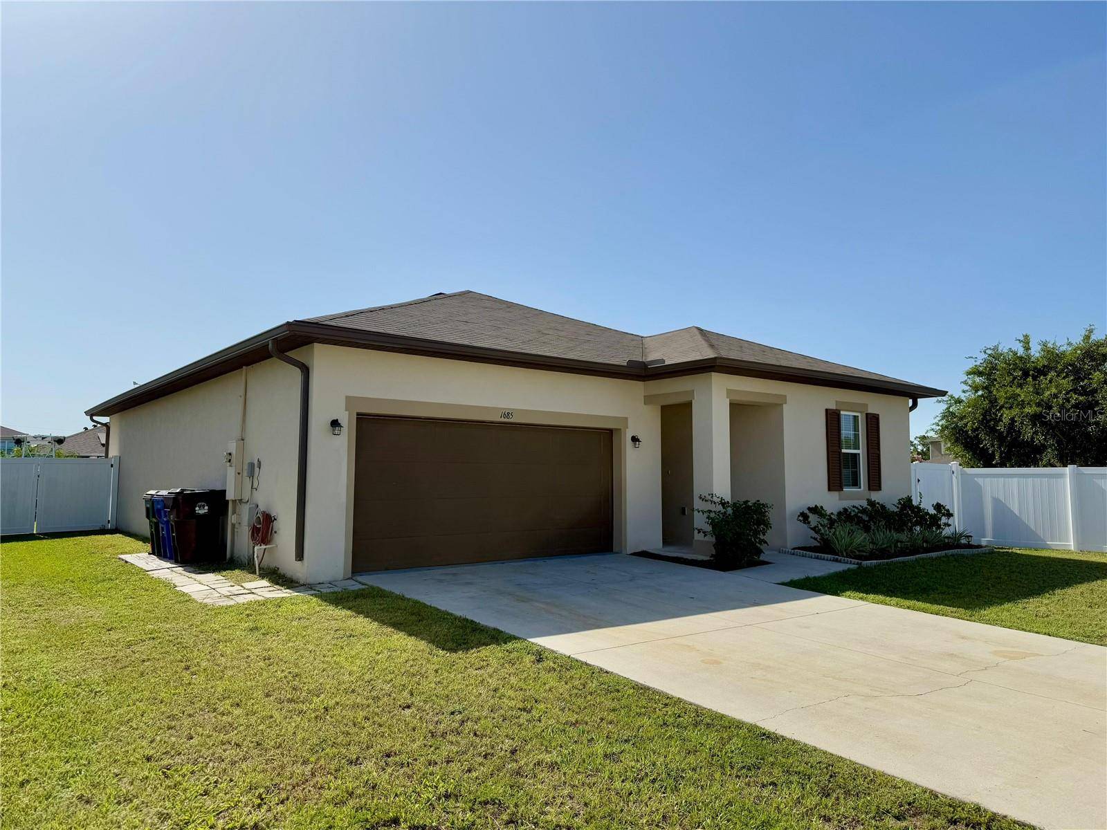 St Cloud, FL 34771,1685 GENTLE BREEZE DR