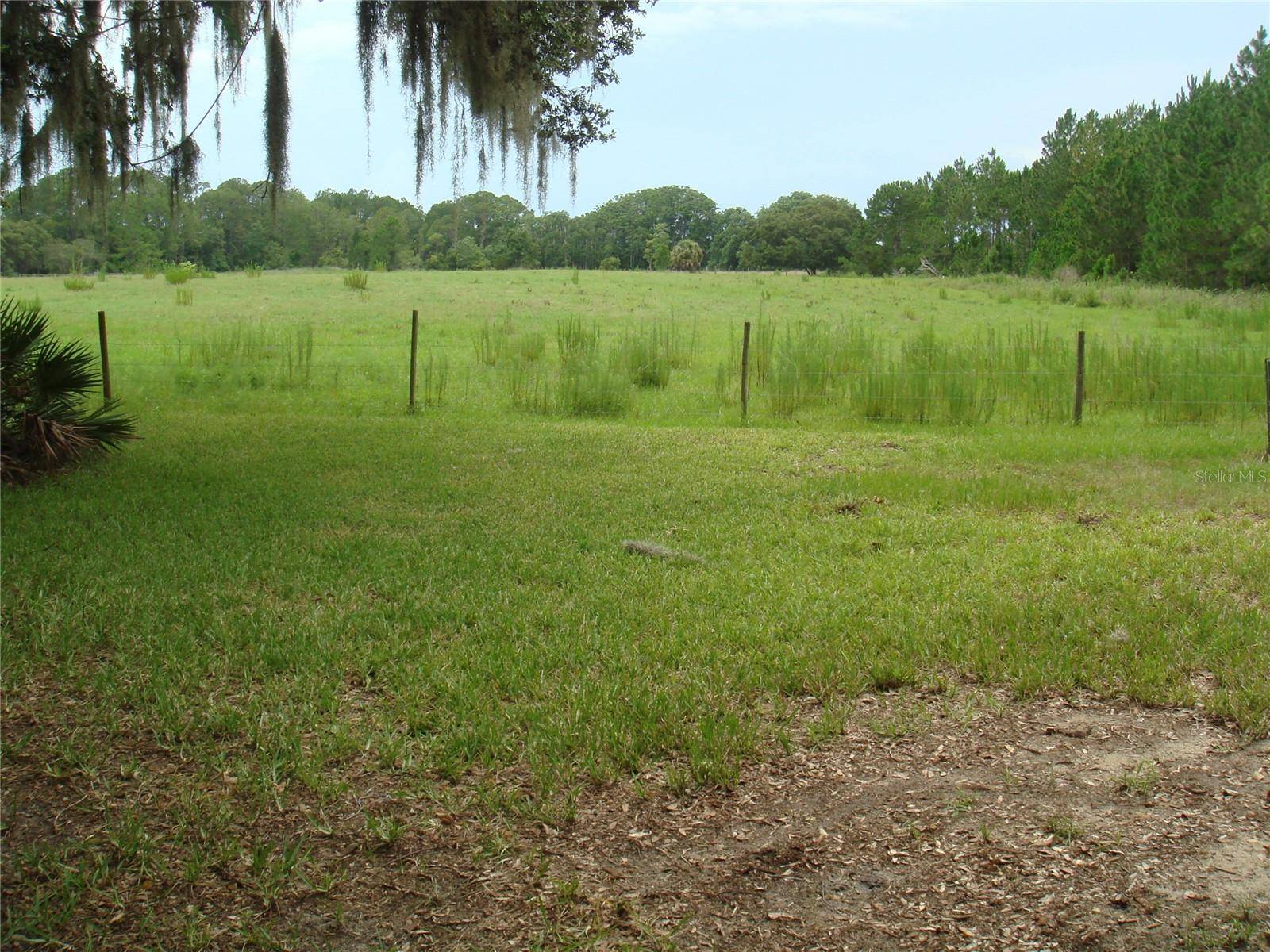 Davenport, FL 33837,301 SIERRA WAY