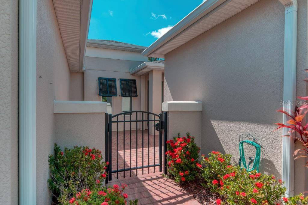 Poinciana, FL 34759,3432 FALLBROOK DR