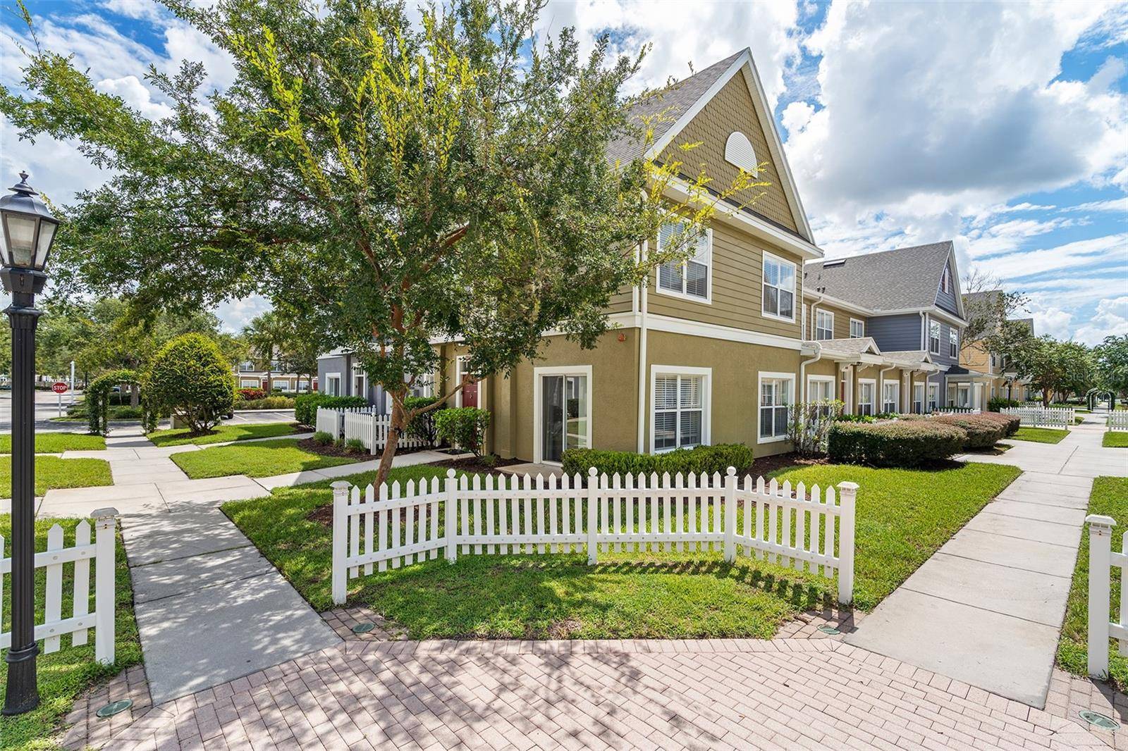 Kissimmee, FL 34746,2602 LODI CIR #107
