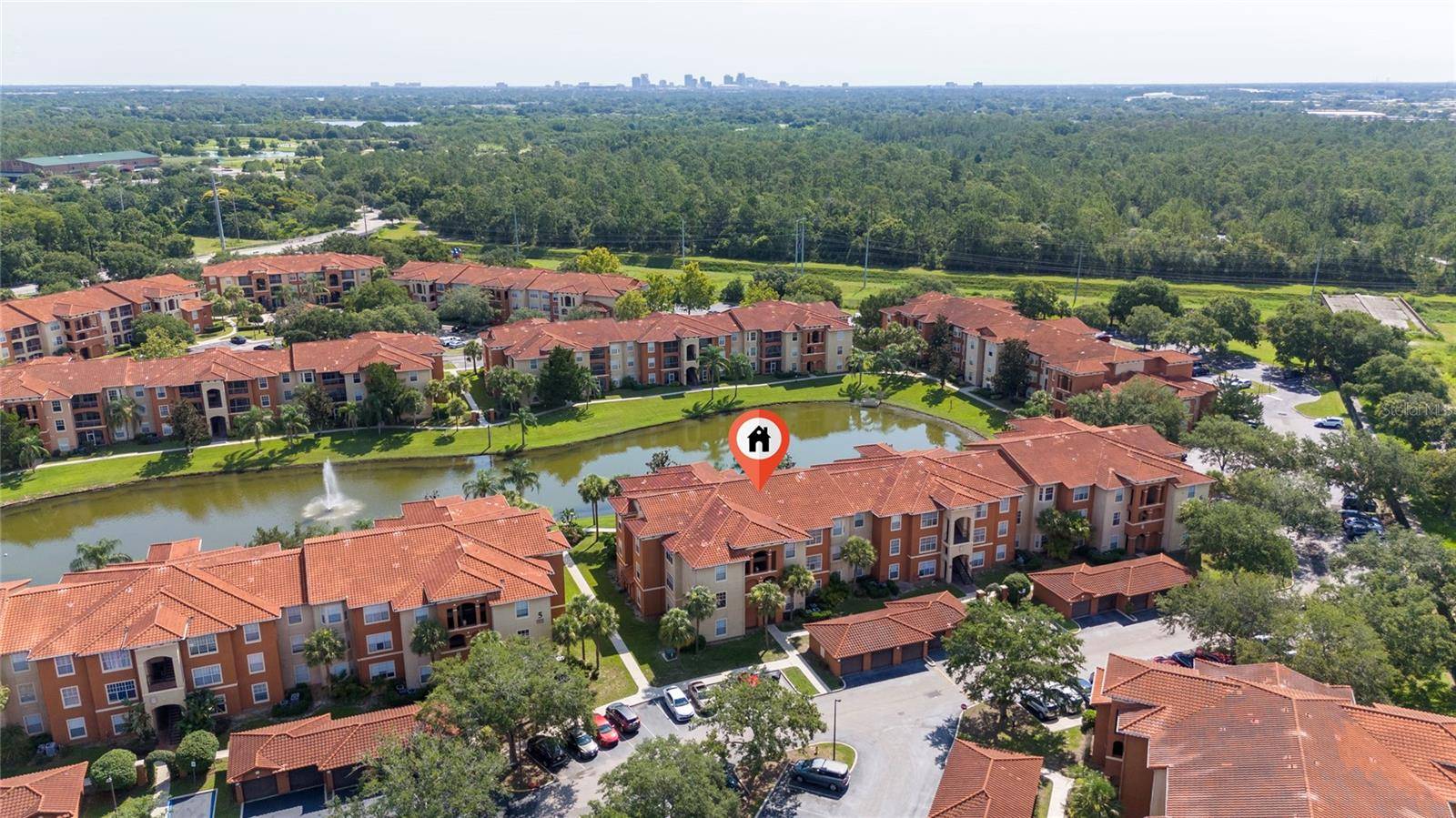Orlando, FL 32811,5548 METROWEST BLVD #202
