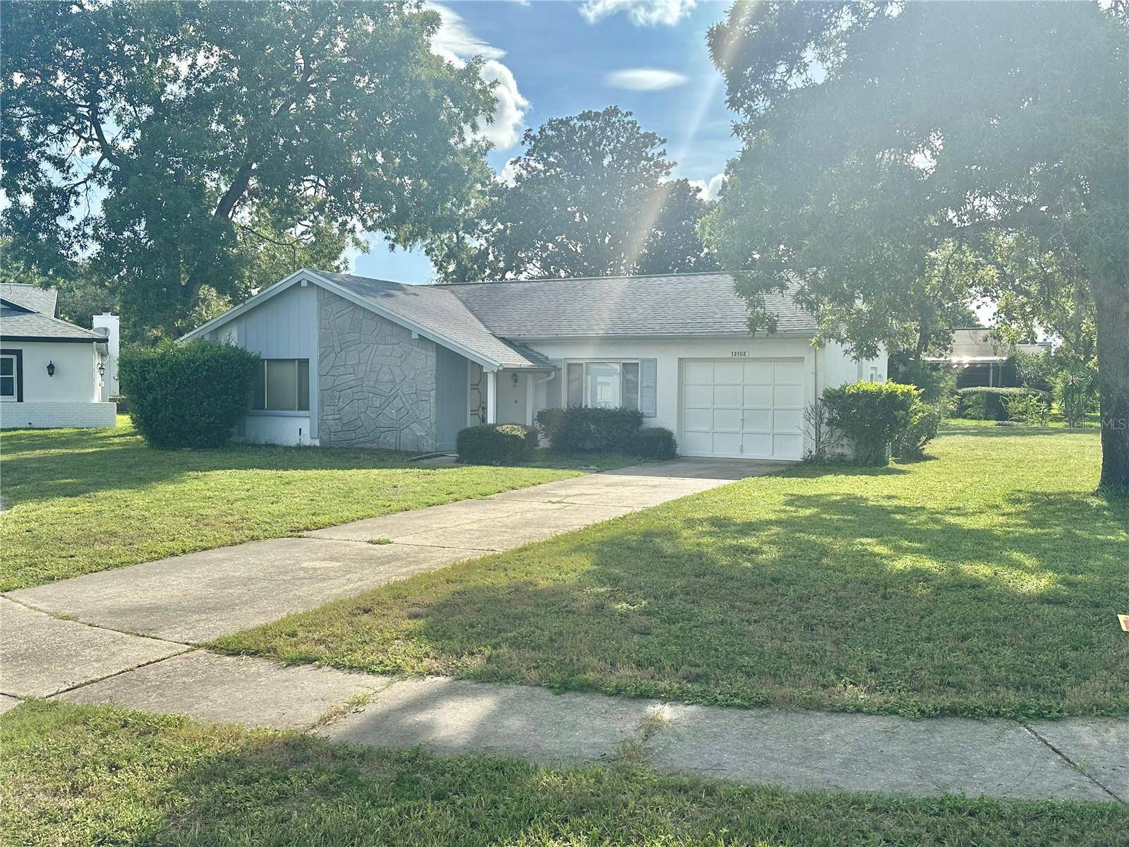 Hudson, FL 34667,13102 PEMBROOK CT