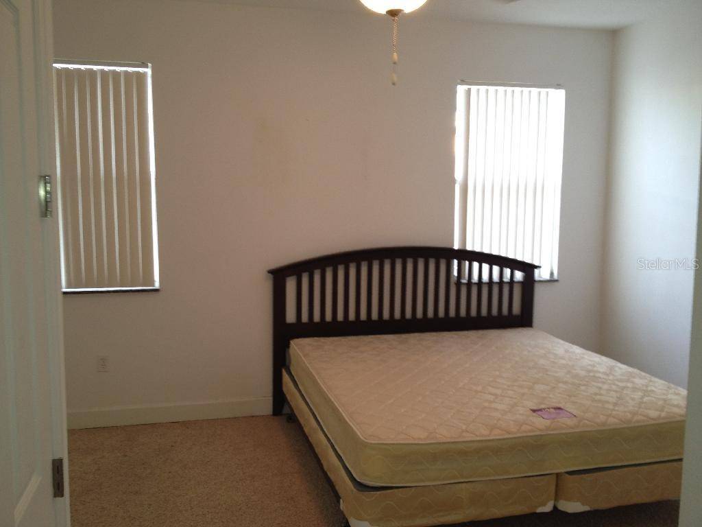 Kissimmee, FL 34744,605 ELMHURST CT