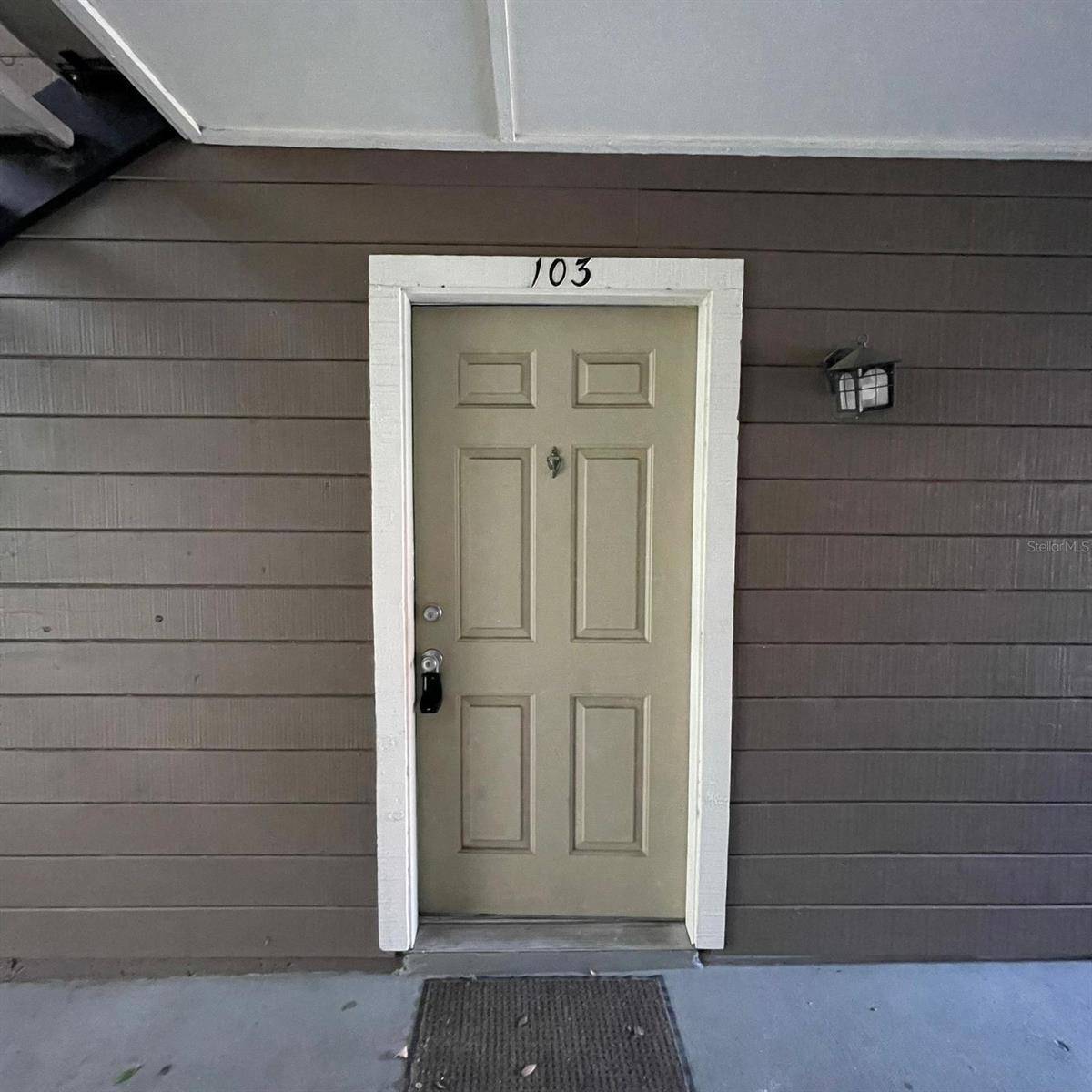 Altamonte Springs, FL 32714,238 AFTON SQ #103