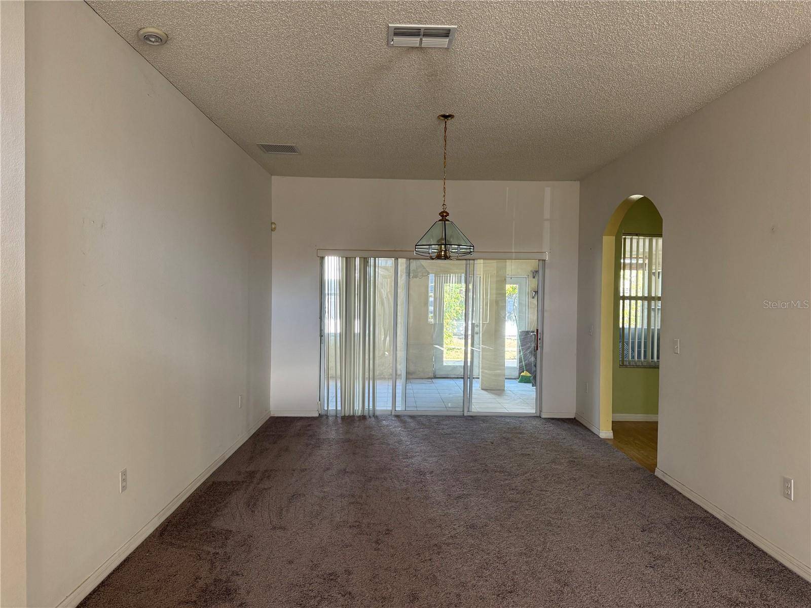 Kissimmee, FL 34758,105 BRIXHAM CT