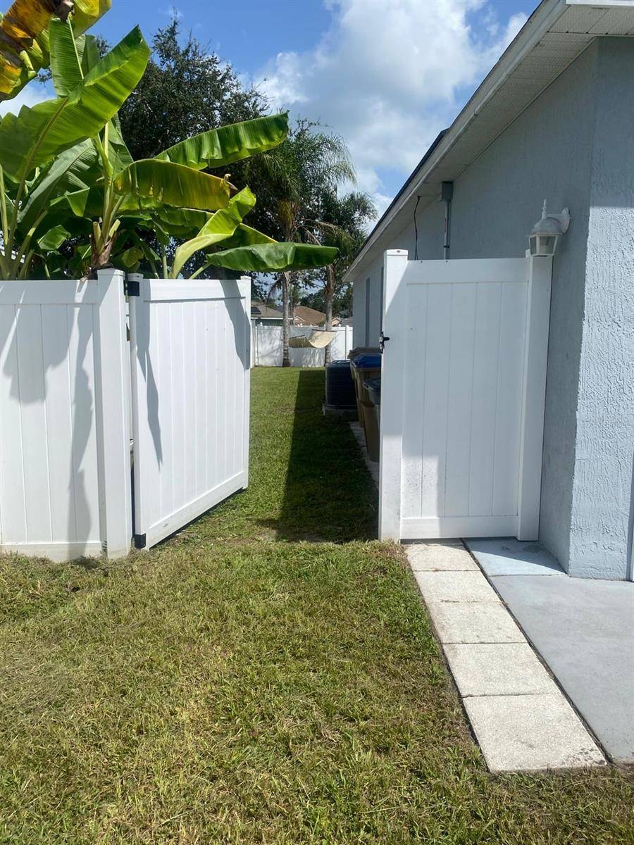 Kissimmee, FL 34758,105 CLYDEBANK PL
