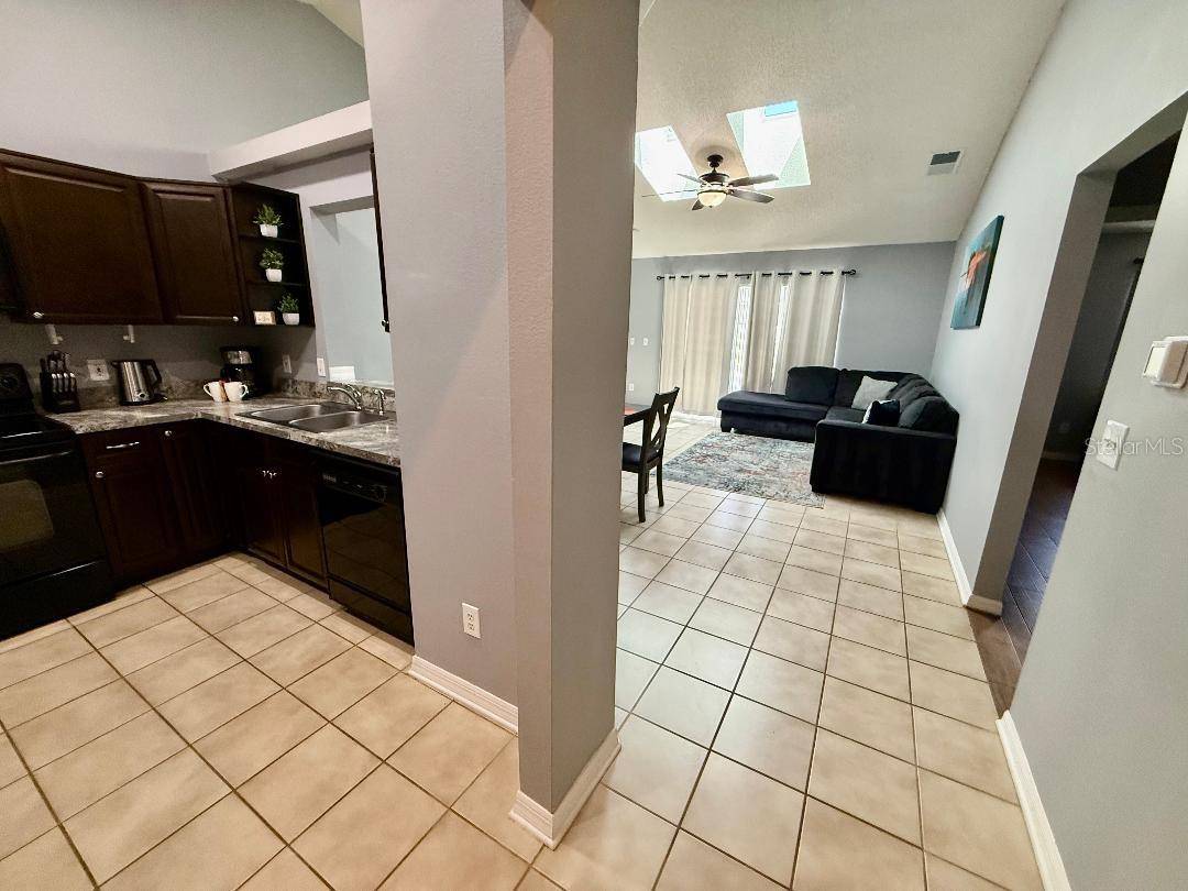 Davenport, FL 33897,142 GLASGOW CT