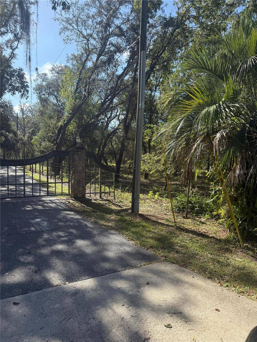 Ocklawaha, FL 32179,SE 112 PL