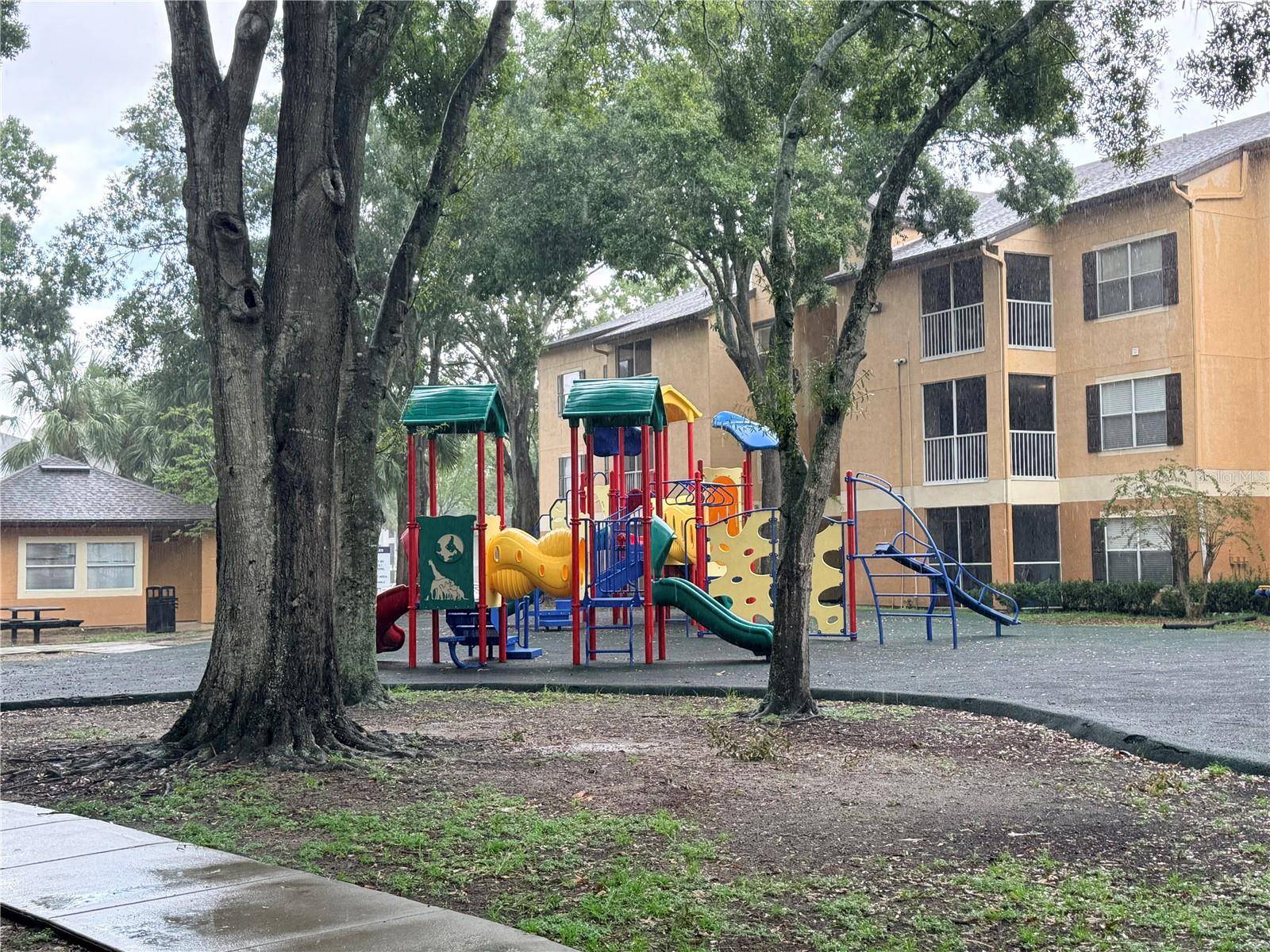 Orlando, FL 32819,7606 PISSARRO DR #105