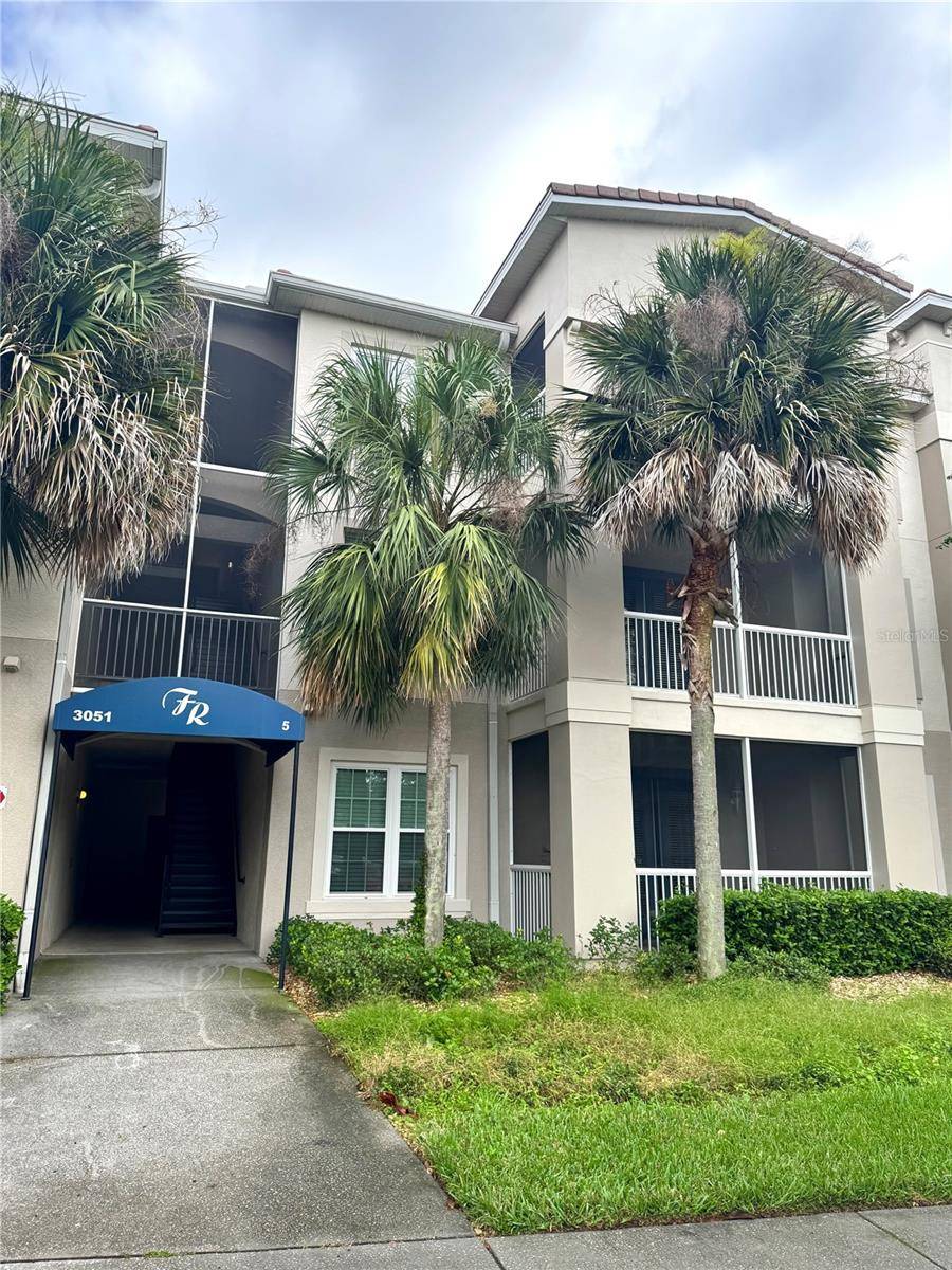 Kissimmee, FL 34741,3051 GREYSTONE LOOP #306