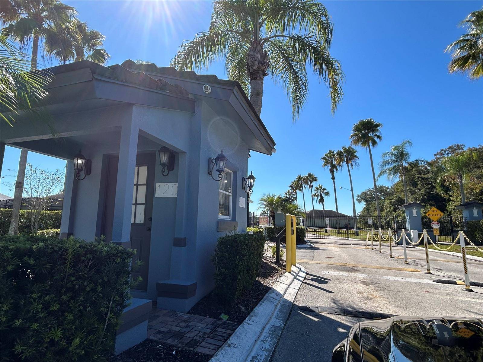 Kissimmee, FL 34744,1925 MAGICAL LN