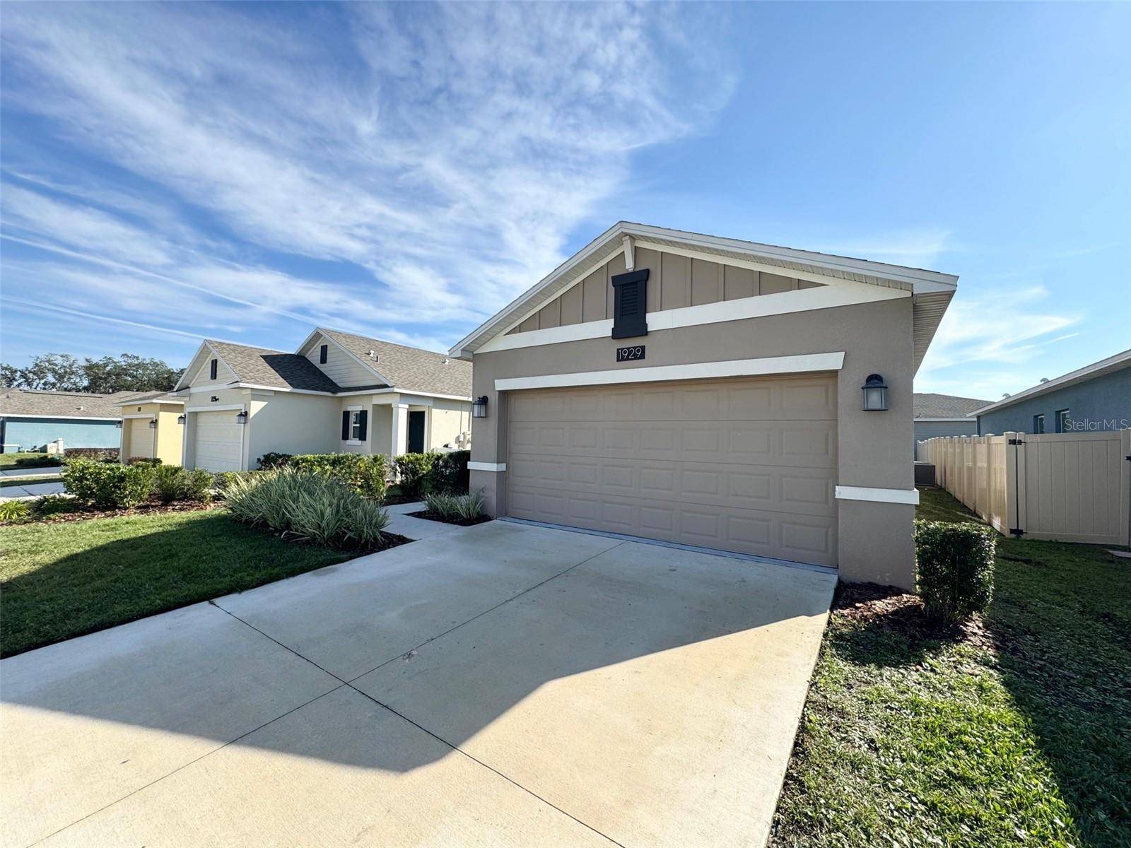 Kissimmee, FL 34746,1929 CRICKET CRADLE DR