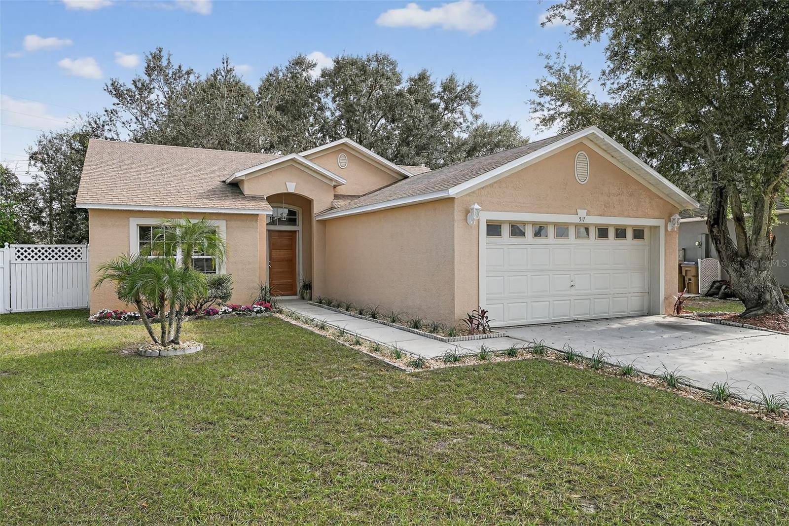 Kissimmee, FL 34758,517 PEPPERMILL CIR