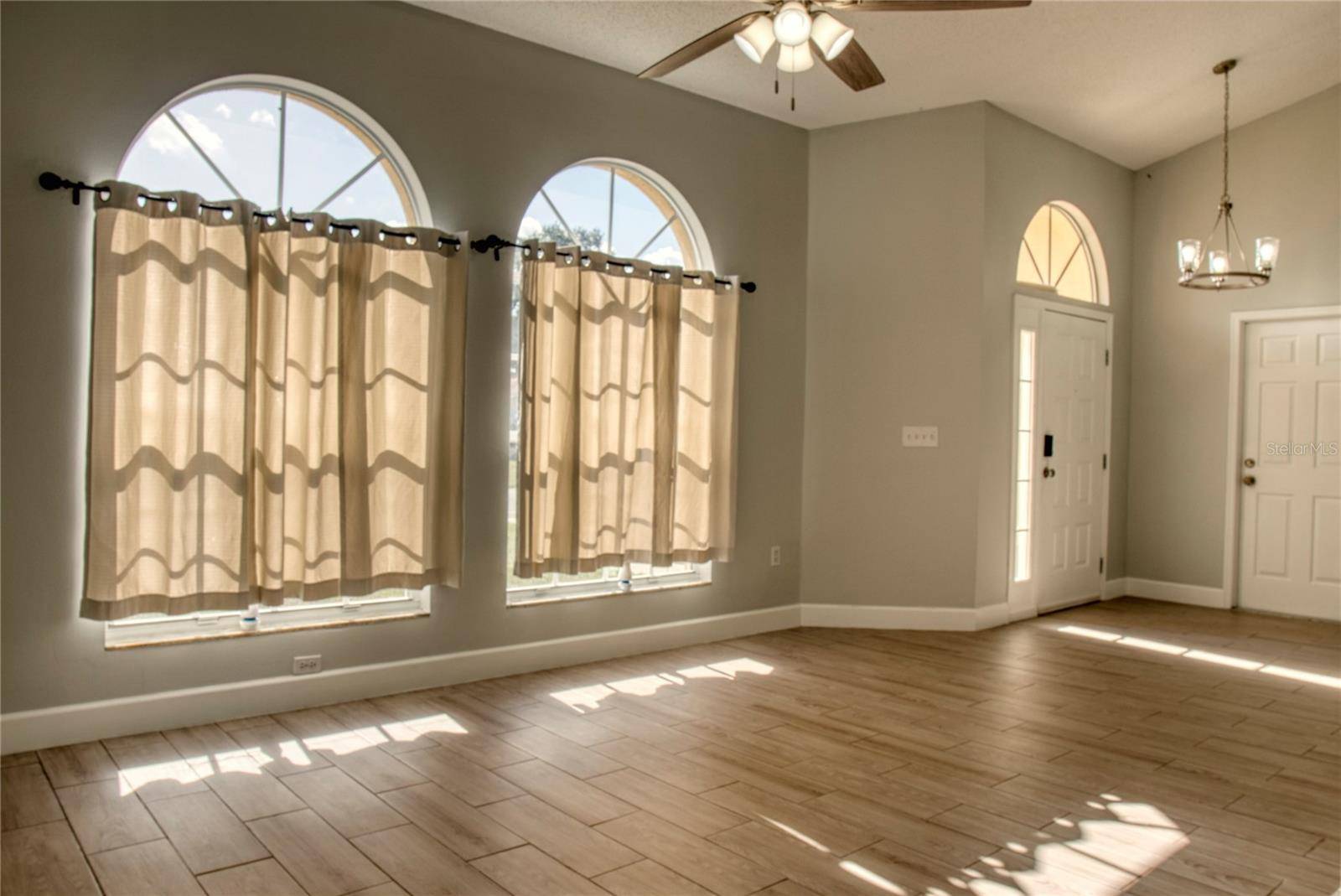 Kissimmee, FL 34744,1447 KINGSTON WAY