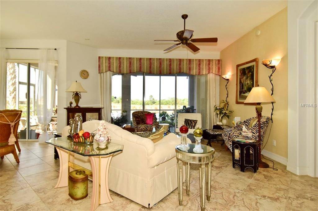 Sun City Center, FL 33573,1431 EMERALD DUNES DR #18