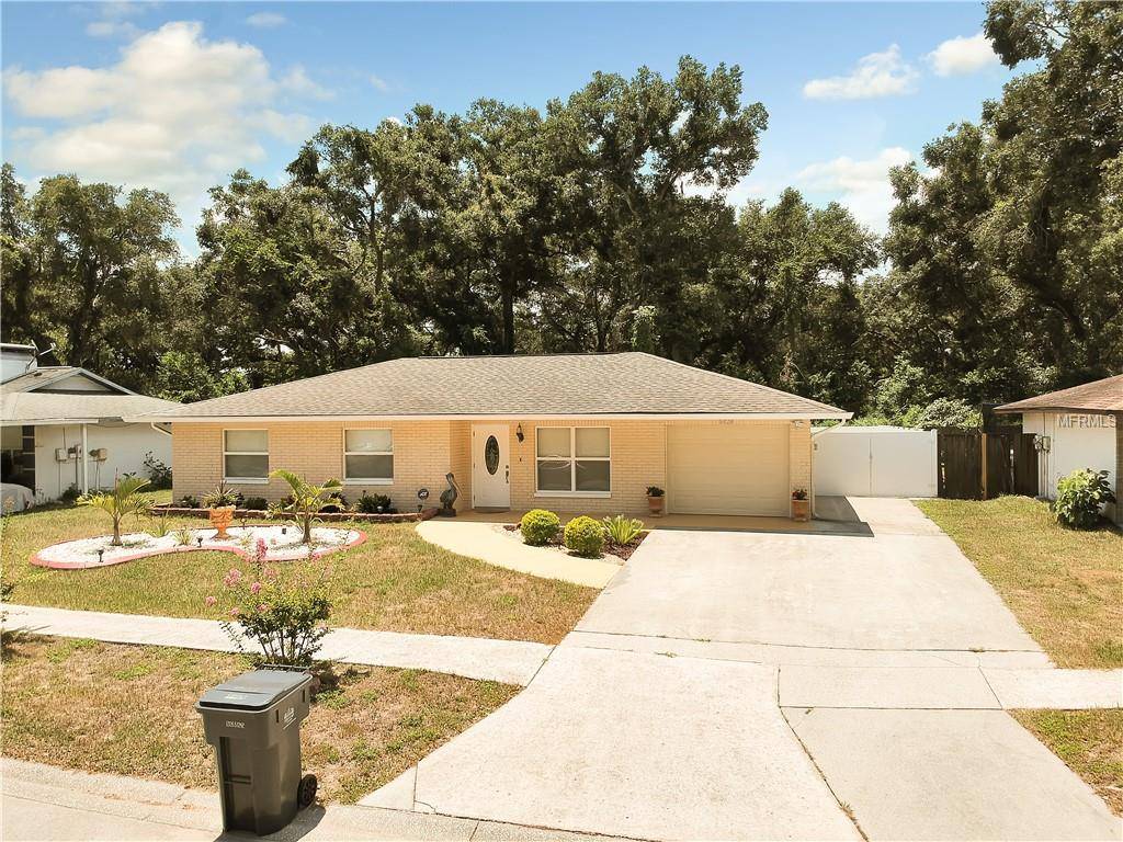 Seffner, FL 33584,1428 OAK VALLEY DR