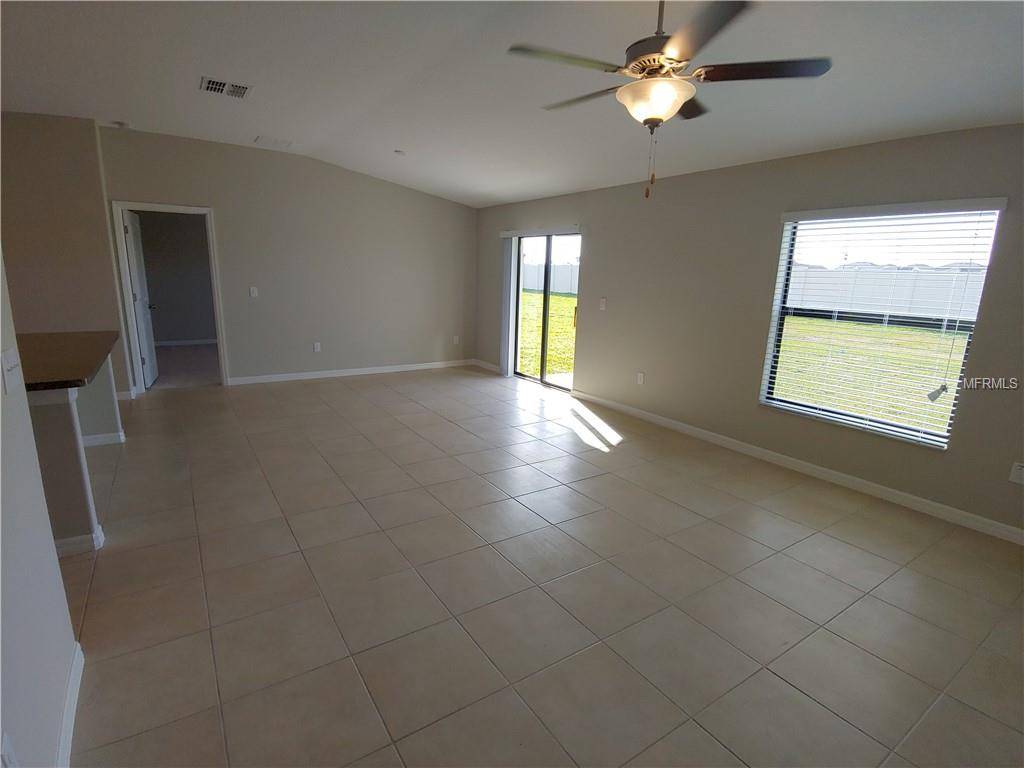 Ruskin, FL 33573,9614 SAGE CREEK DR