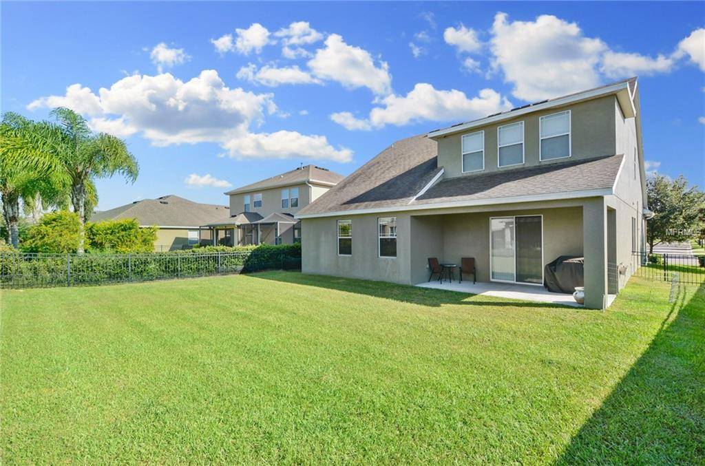 Lithia, FL 33547,5012 SANDERLING RIDGE DR