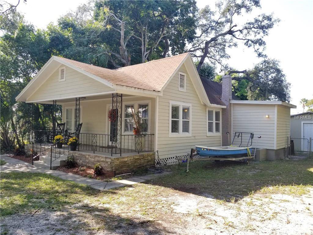 Tarpon Springs, FL 34689,15 ACACIA ST