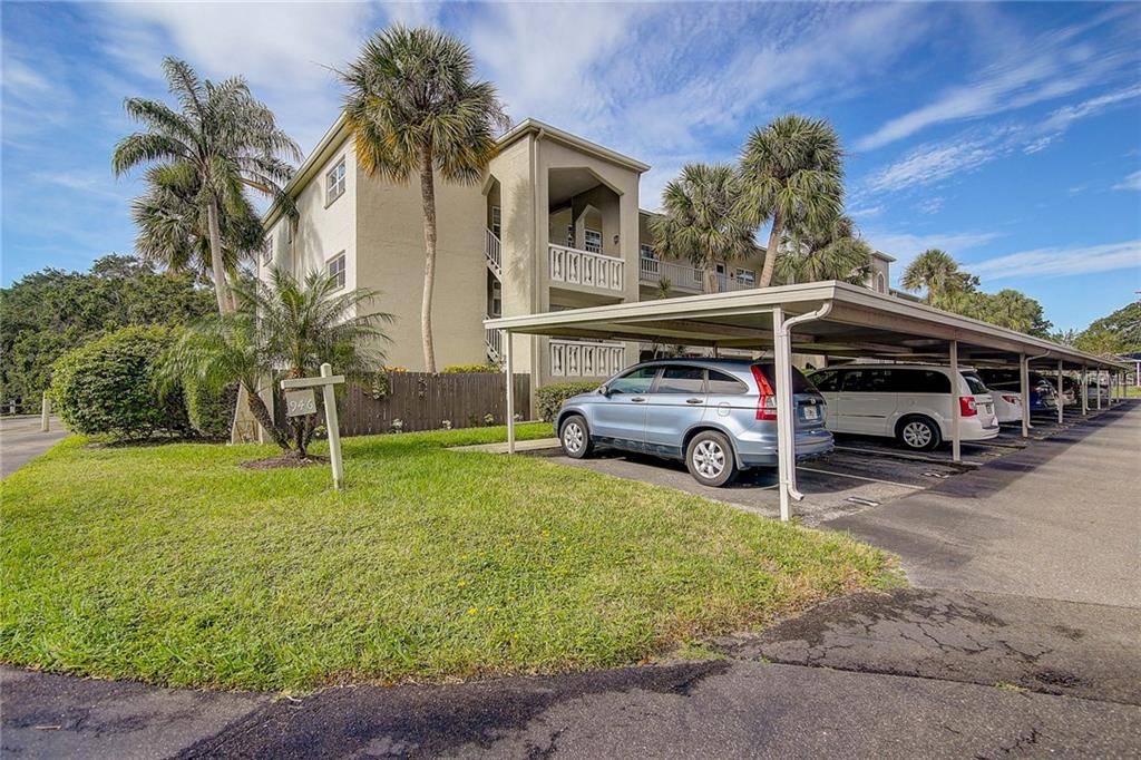 Dunedin, FL 34698,946 VIRGINIA ST #201