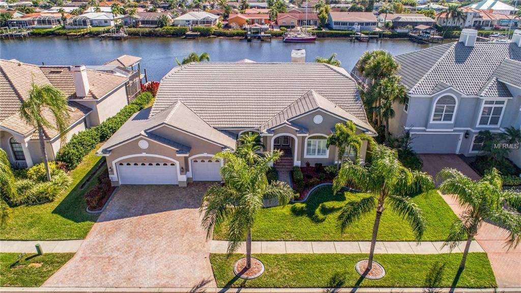 Apollo Beach, FL 33572,946 ALLEGRO LANE