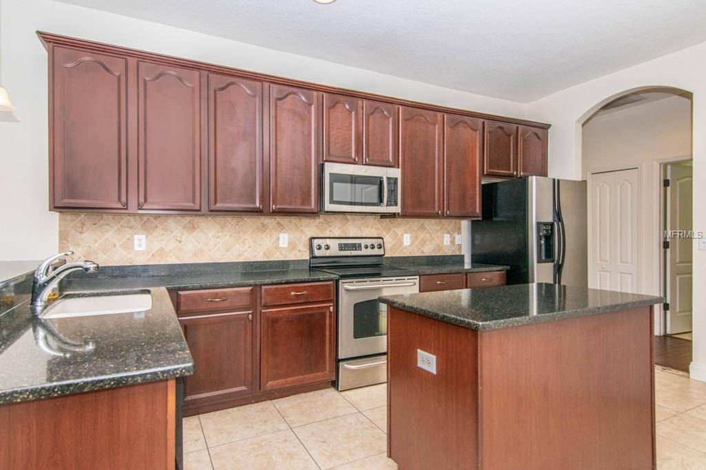 Ruskin, FL 33570,1514 BONITA BLUFF CT