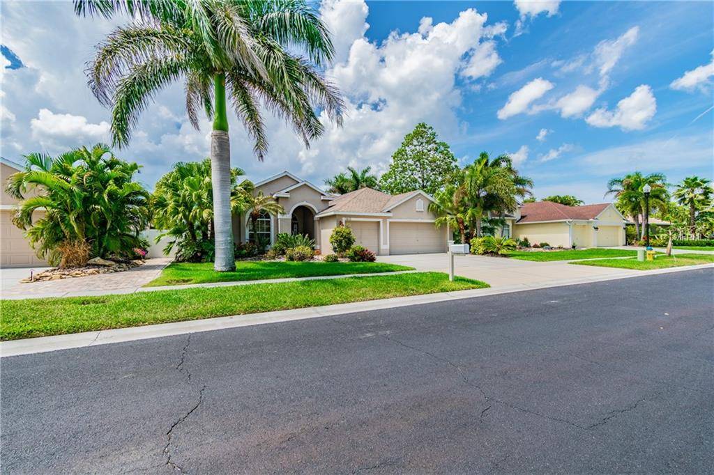 Ruskin, FL 33570,1612 MIRA LAGO CIR