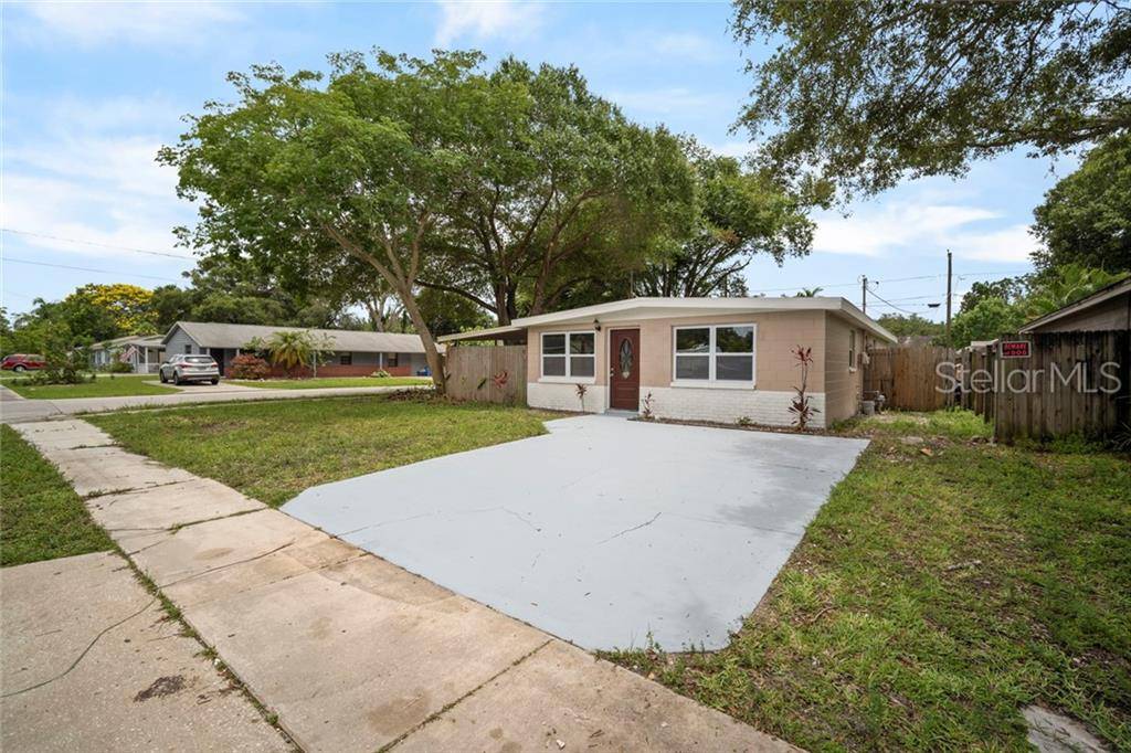 Pinellas Park, FL 33781,6400 81ST AVE N