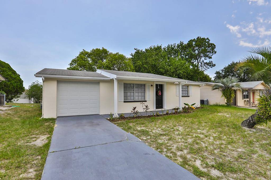 Port Richey, FL 34668,9011 GRAY FOX LN