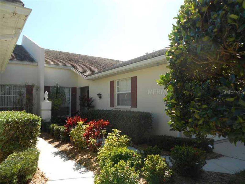 Venice, FL 34293,859 TARTAN DR #15