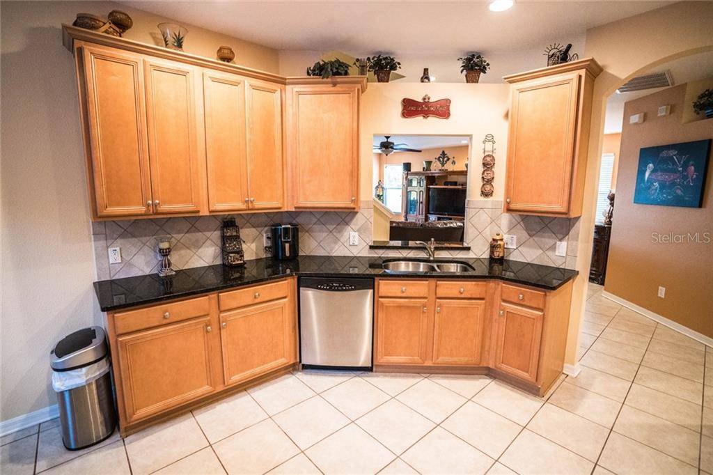 Ruskin, FL 33570,1826 RAVEN GLEN DR